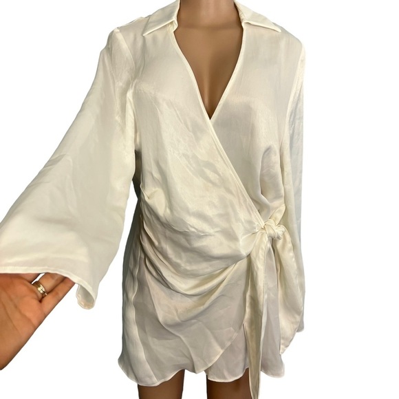 Zara Ivory Ecru Short Dress With Tie Detail Long Sleeve - Picture 4 of 9